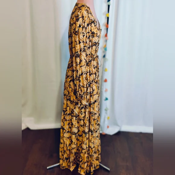 Last Queen perfect Autumn Maxi Dress gold & black Paisley 1/2 button front SM - Picture 6 of 10